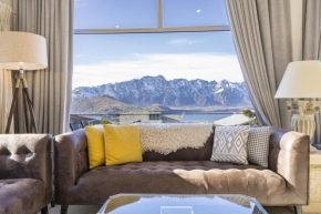Luxury Home with Views of Lake Wakatipu